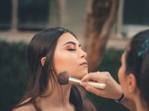 The Ultimate Guide to Crafting Your Makeup Artist Kit: Unleash Your Creativity
