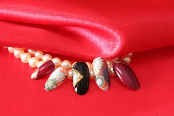 Necklace layering tips
